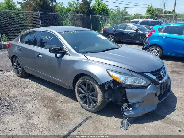 1N4AL3AP1GC204037 2016 NISSAN ALTIMA - Image 1