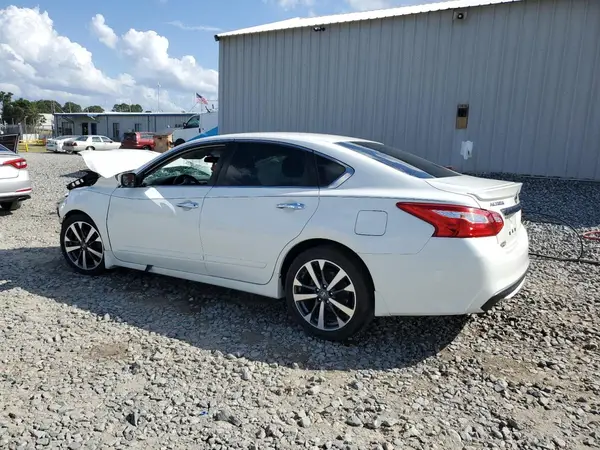 1N4AL3AP1GC204572 2016 NISSAN ALTIMA - Image 2