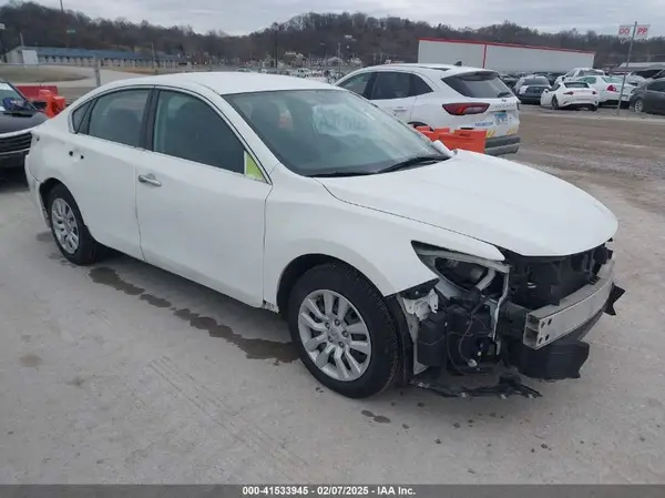 1N4AL3AP1GC204605 2016 NISSAN ALTIMA - Image 1