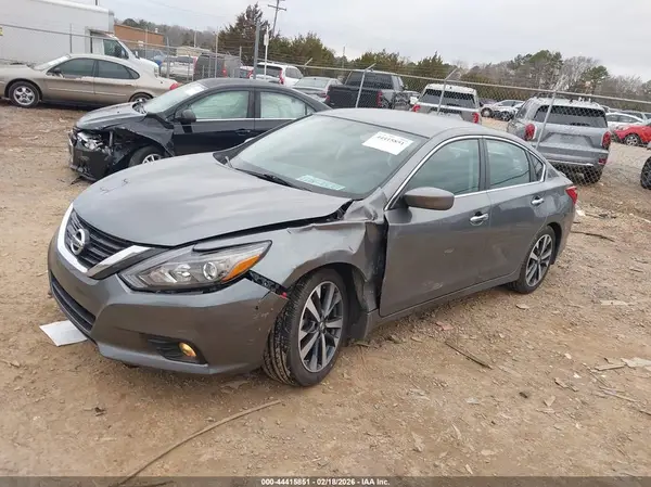 1N4AL3AP1GC211599 2016 NISSAN ALTIMA - Image 2