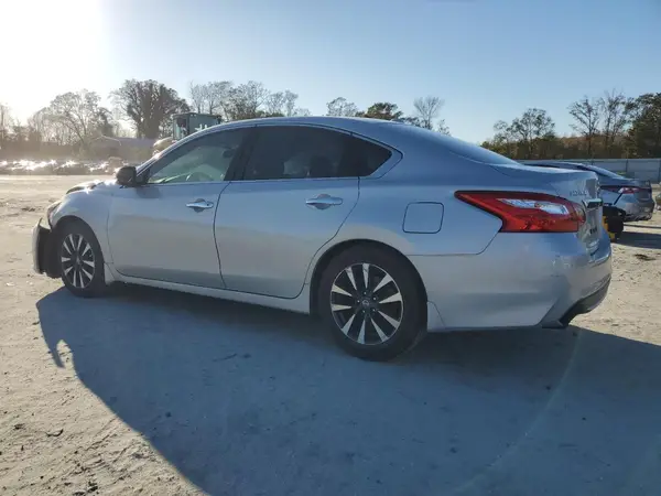 1N4AL3AP1GC212509 2016 NISSAN ALTIMA - Image 2