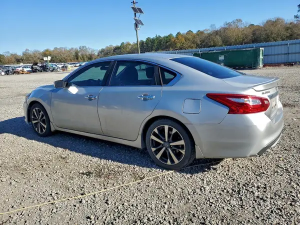 1N4AL3AP1GC212526 2016 NISSAN ALTIMA - Image 2