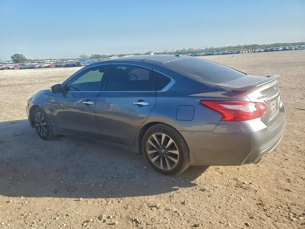 1N4AL3AP1GC215040 2016 NISSAN ALTIMA - Image 2