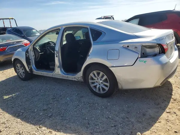1N4AL3AP1GC215281 2016 NISSAN ALTIMA - Image 2
