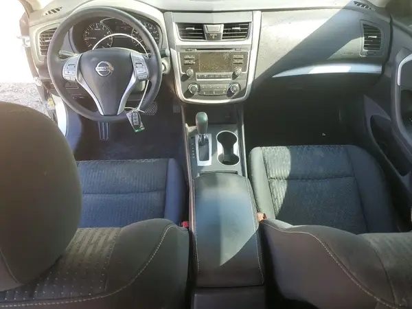 1N4AL3AP1GC215281 2016 NISSAN ALTIMA - Image 8