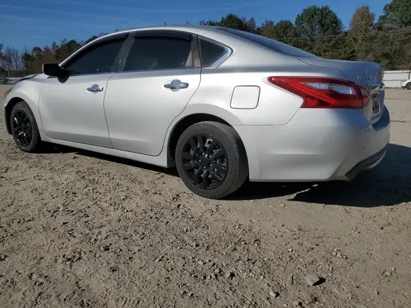 1N4AL3AP1GC216303 2016 NISSAN ALTIMA - Image 2