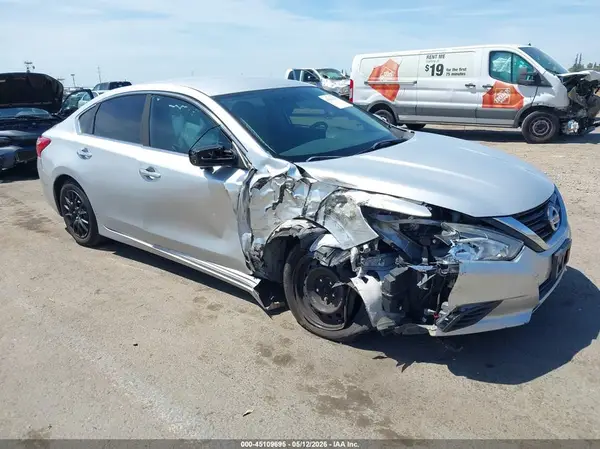 1N4AL3AP1GC217970 2016 NISSAN ALTIMA - Image 1