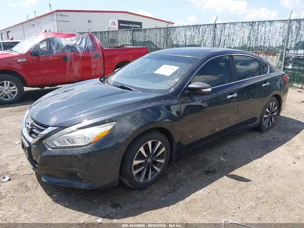 1N4AL3AP1GC218228 2016 NISSAN ALTIMA - Image 2