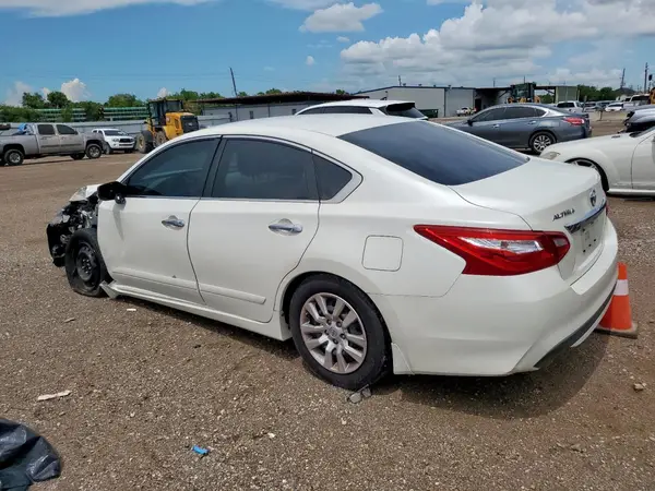 1N4AL3AP1GC218911 2016 NISSAN ALTIMA - Image 2