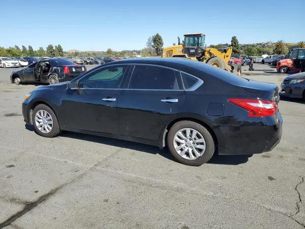 1N4AL3AP1GC220013 2016 NISSAN ALTIMA - Image 2