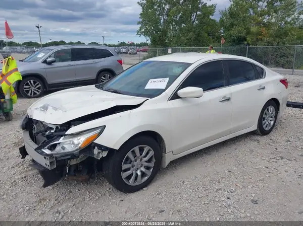 1N4AL3AP1GC220660 2016 NISSAN ALTIMA - Image 2