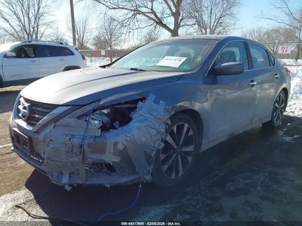 1N4AL3AP1GC223803 2016 NISSAN ALTIMA - Image 2