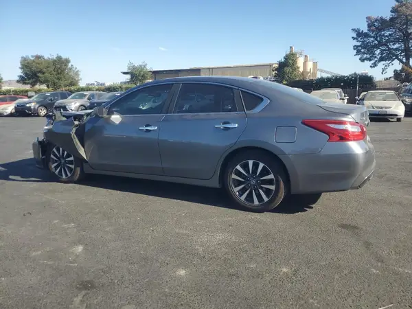 1N4AL3AP1GC225969 2016 NISSAN ALTIMA - Image 2