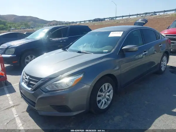 1N4AL3AP1GC227706 2016 NISSAN ALTIMA - Image 2