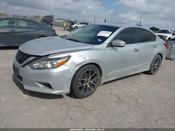 1N4AL3AP1GC231318 2016 NISSAN ALTIMA - Image 2