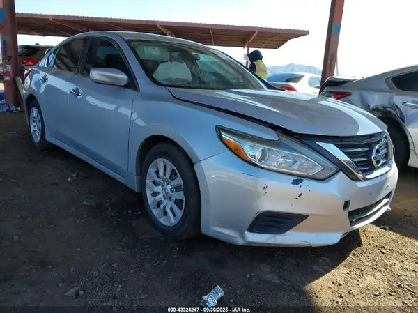 1N4AL3AP1GC231447 2016 NISSAN ALTIMA - Image 1