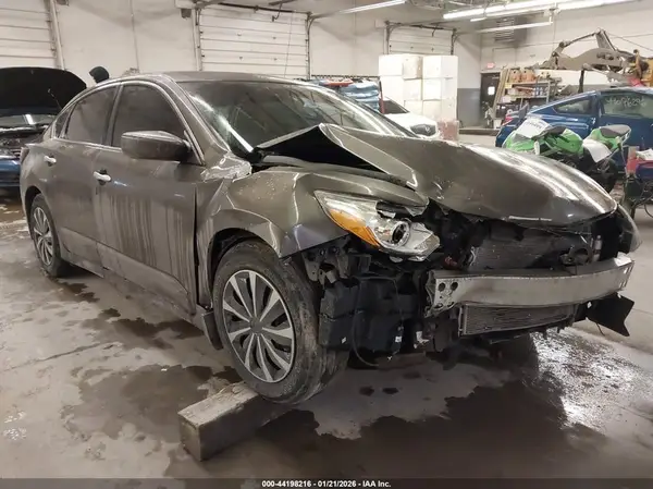 1N4AL3AP1GC233523 2016 NISSAN ALTIMA - Image 1