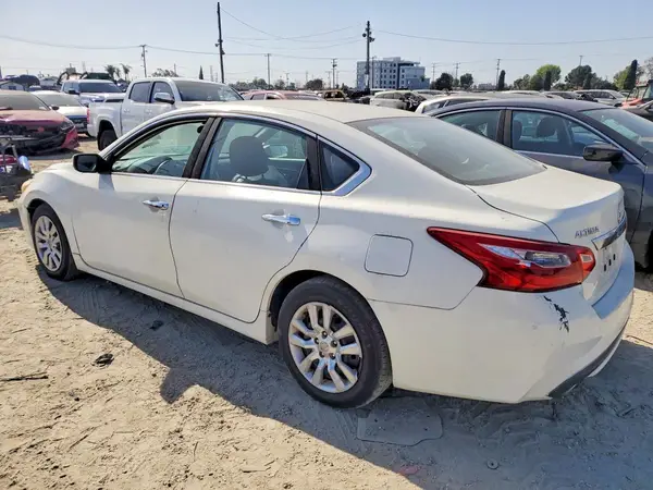 1N4AL3AP1GC238480 2016 NISSAN ALTIMA - Image 2
