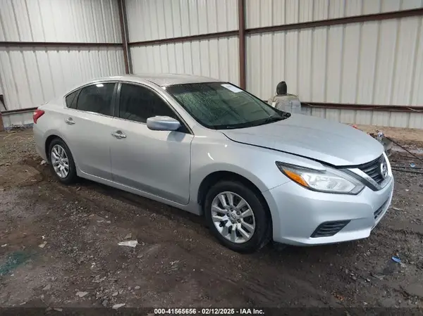 1N4AL3AP1GC241525 2016 NISSAN ALTIMA - Image 1