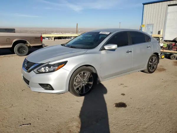 1N4AL3AP1GC256557 2016 NISSAN ALTIMA - Image 1