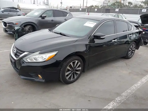 1N4AL3AP1GC257174 2016 NISSAN ALTIMA - Image 2
