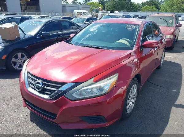 1N4AL3AP1GC257935 2016 NISSAN ALTIMA - Image 2