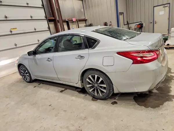 1N4AL3AP1GC258423 2016 NISSAN ALTIMA - Image 2