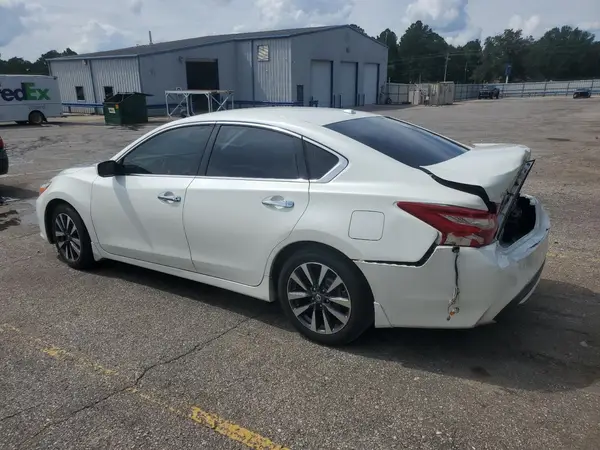 1N4AL3AP1GC258678 2016 NISSAN ALTIMA - Image 2
