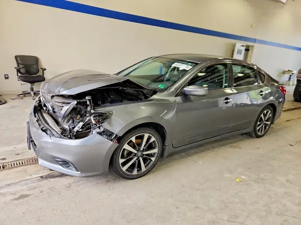 1N4AL3AP1GC263556 2016 NISSAN ALTIMA - Image 1