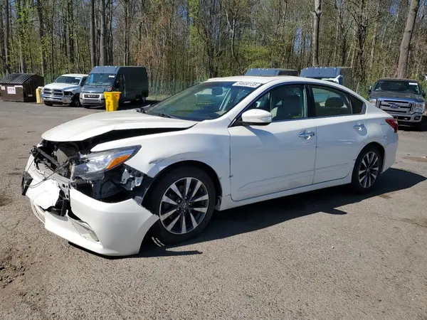1N4AL3AP1GC266182 2016 NISSAN ALTIMA - Image 1