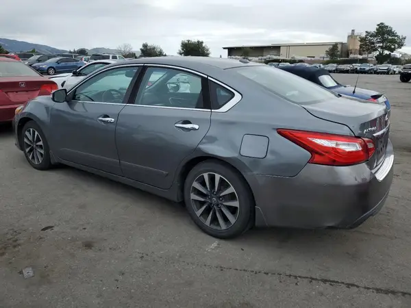 1N4AL3AP1GC266800 2016 NISSAN ALTIMA - Image 2