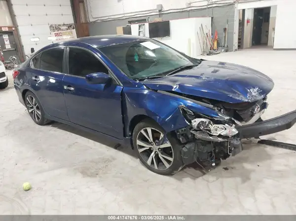 1N4AL3AP1GC269762 2016 NISSAN ALTIMA - Image 1