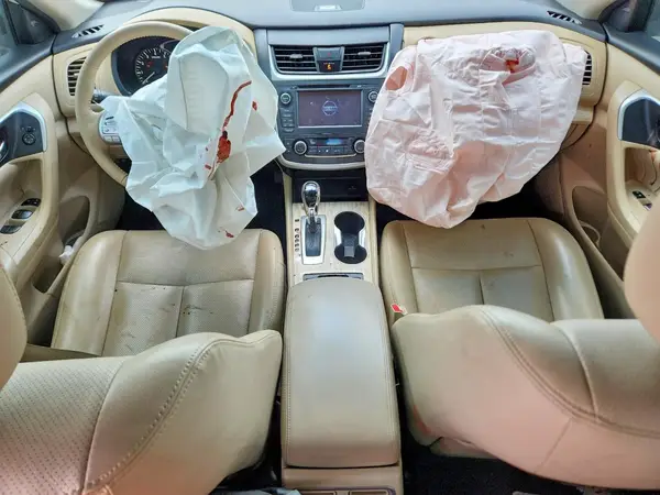 1N4AL3AP1GC270359 2016 NISSAN ALTIMA - Image 8