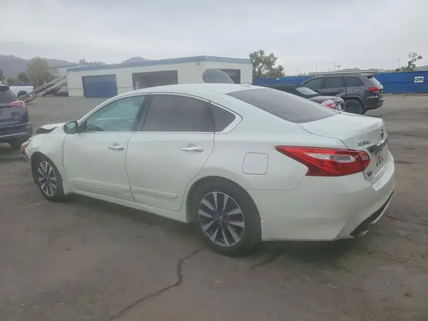 1N4AL3AP1GC273732 2016 NISSAN ALTIMA - Image 2