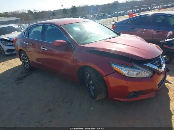 1N4AL3AP1GC275187 2016 NISSAN ALTIMA - Image 1
