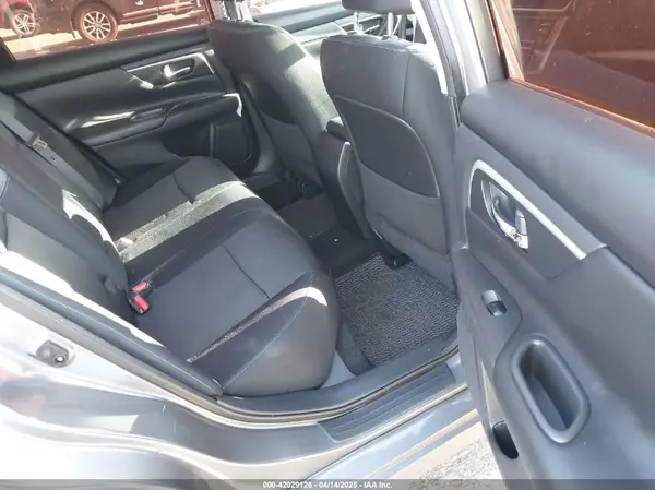 1N4AL3AP1GC276758 2016 NISSAN ALTIMA - Image 8