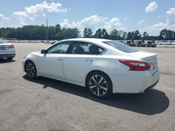 1N4AL3AP1GC280695 2016 NISSAN ALTIMA - Image 2