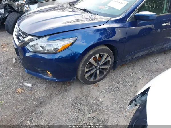 1N4AL3AP1GC281913 2016 NISSAN ALTIMA - Image 2