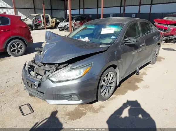 1N4AL3AP1GC282401 2016 NISSAN ALTIMA - Image 2