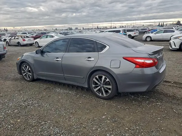1N4AL3AP1GC284245 2016 NISSAN ALTIMA - Image 2