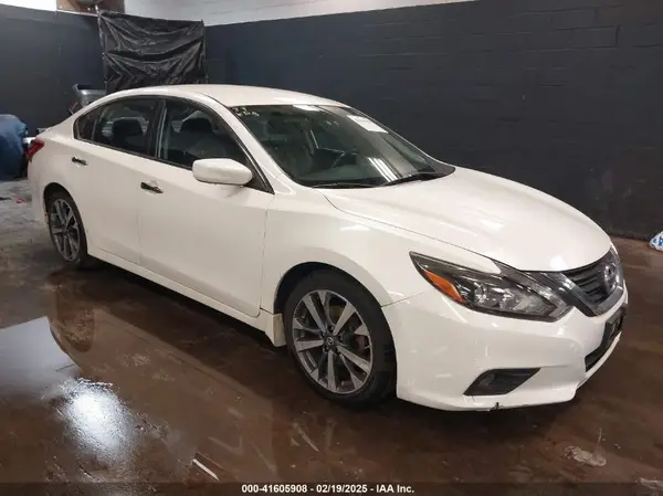 1N4AL3AP1GC290823 2016 NISSAN ALTIMA - Image 1