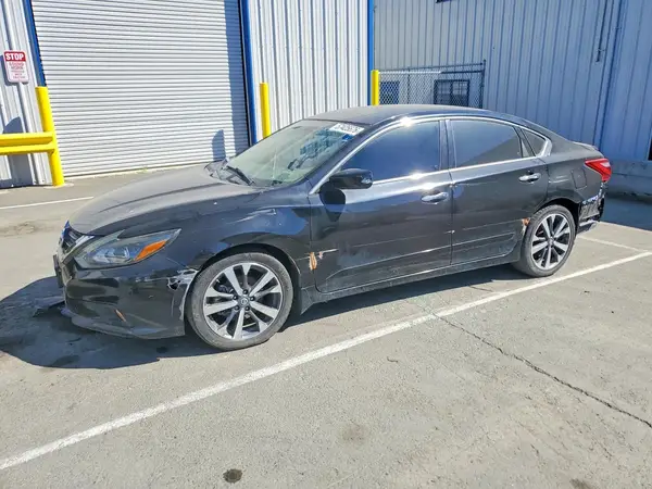 1N4AL3AP1GC291258 2016 NISSAN ALTIMA - Image 1