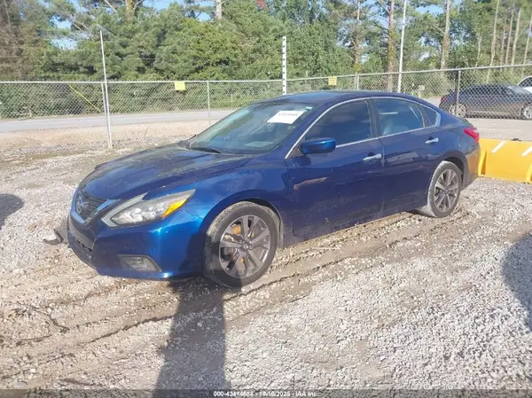 1N4AL3AP1GN316311 2016 NISSAN ALTIMA - Image 2