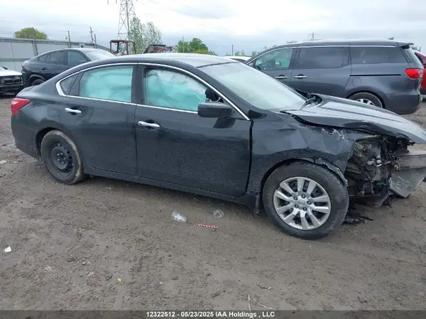 1N4AL3AP1GN317524 2016 NISSAN ALTIMA - Image 1