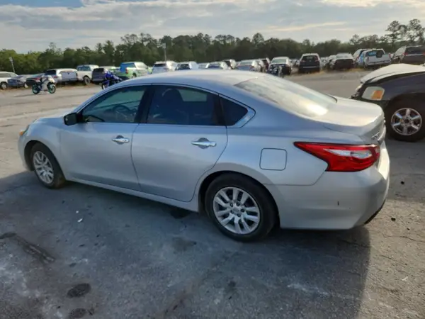 1N4AL3AP1GN321072 2016 NISSAN ALTIMA - Image 2