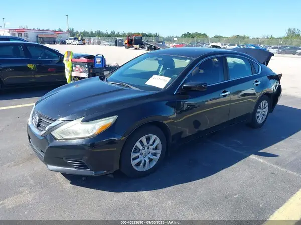 1N4AL3AP1GN322366 2016 NISSAN ALTIMA - Image 2