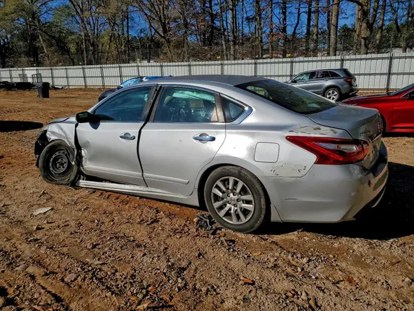 1N4AL3AP1GN322917 2016 NISSAN ALTIMA - Image 2