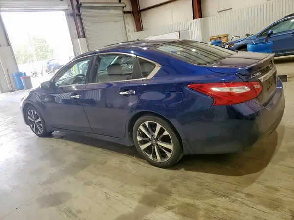 1N4AL3AP1GN323338 2016 NISSAN ALTIMA - Image 2