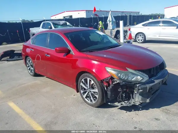 1N4AL3AP1GN330225 2016 NISSAN ALTIMA - Image 1