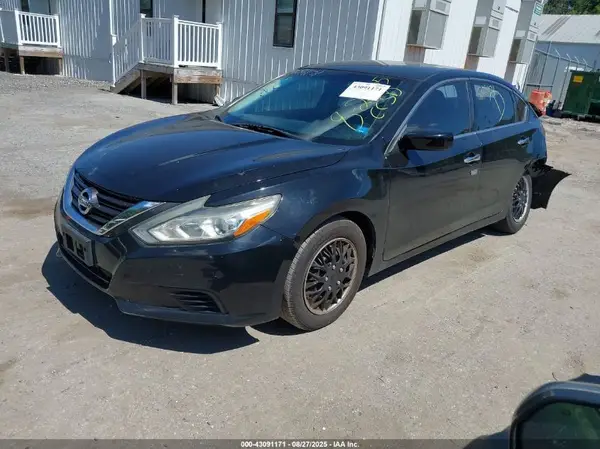 1N4AL3AP1GN332606 2016 NISSAN ALTIMA - Image 2